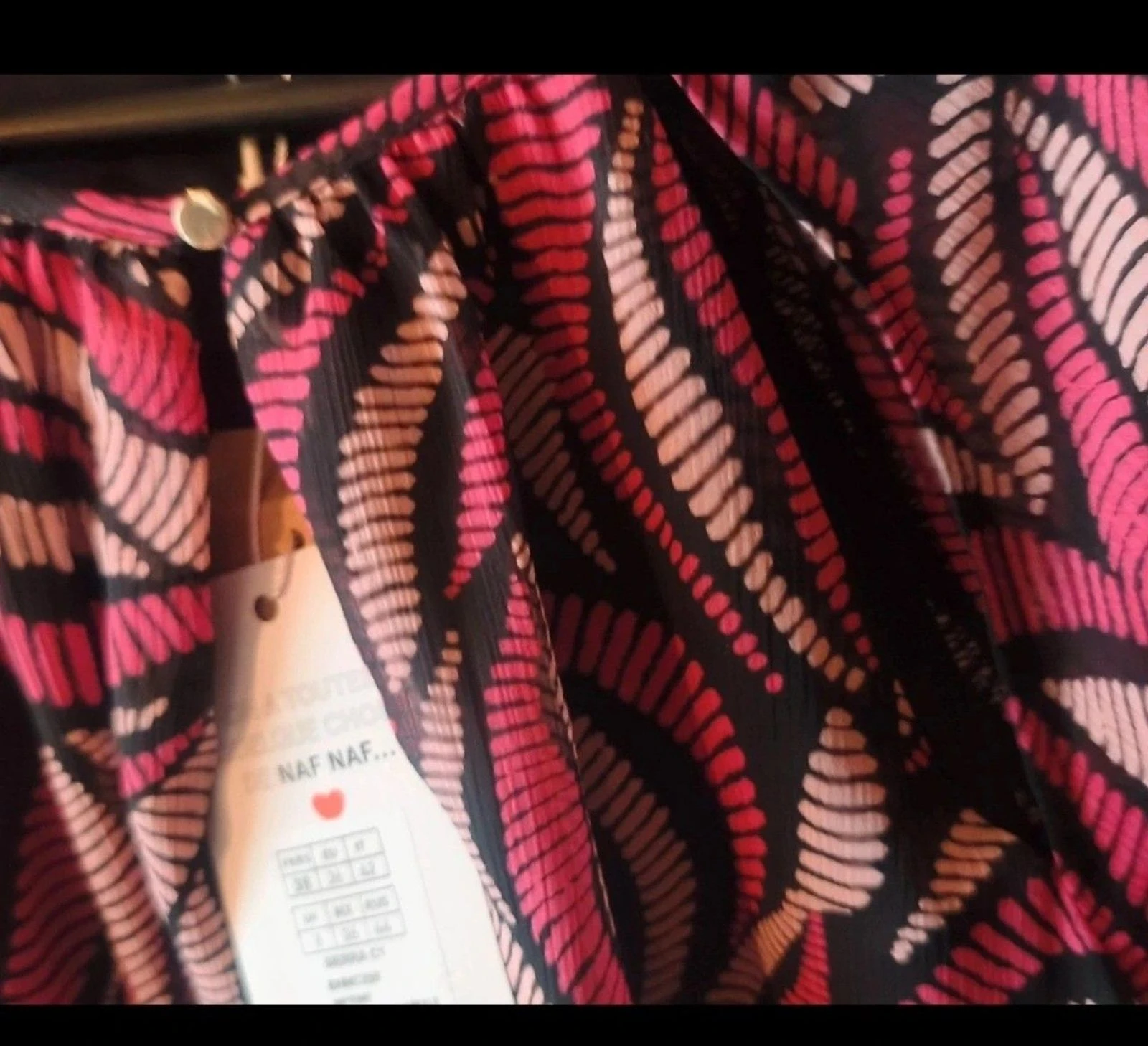 Blouse NAF NAF Neuve avec Étiquette (Taille 38/M) - Imprimé Fuchsia/Noir – photo 10